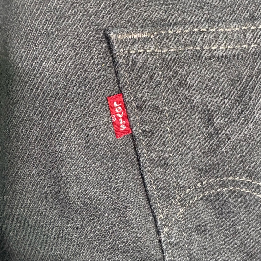 Black Levis 505 36/32 Regular Fit - Picture 7 of 9